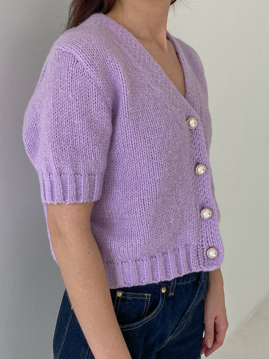 Levandų spalvos susagstomas megztinis su vilna