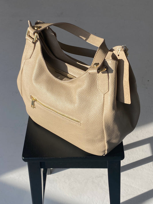 “Beige” spalvos odinė rankinė