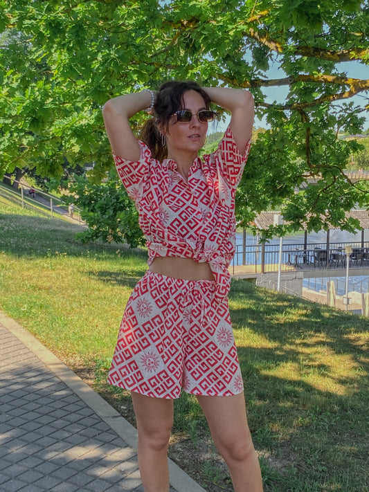 Pižamos tipo kostiumas su šortais